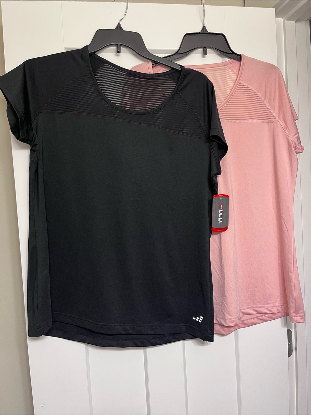 bcg Short Sleeve Active Tee in Black and Pink